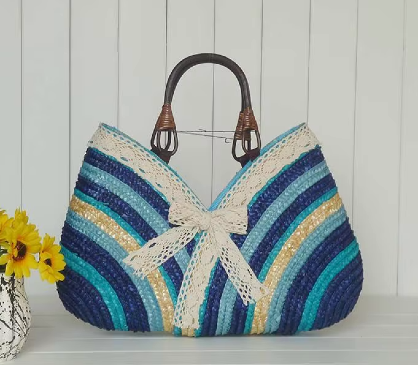 Women's Lace Edge Rattan Colorful Striped Straw Tote Beach Bag with Zipper Closesure