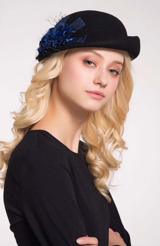 Women's Wool Pillbox French Beret Fashion Luxury Caps With Flower Decoration