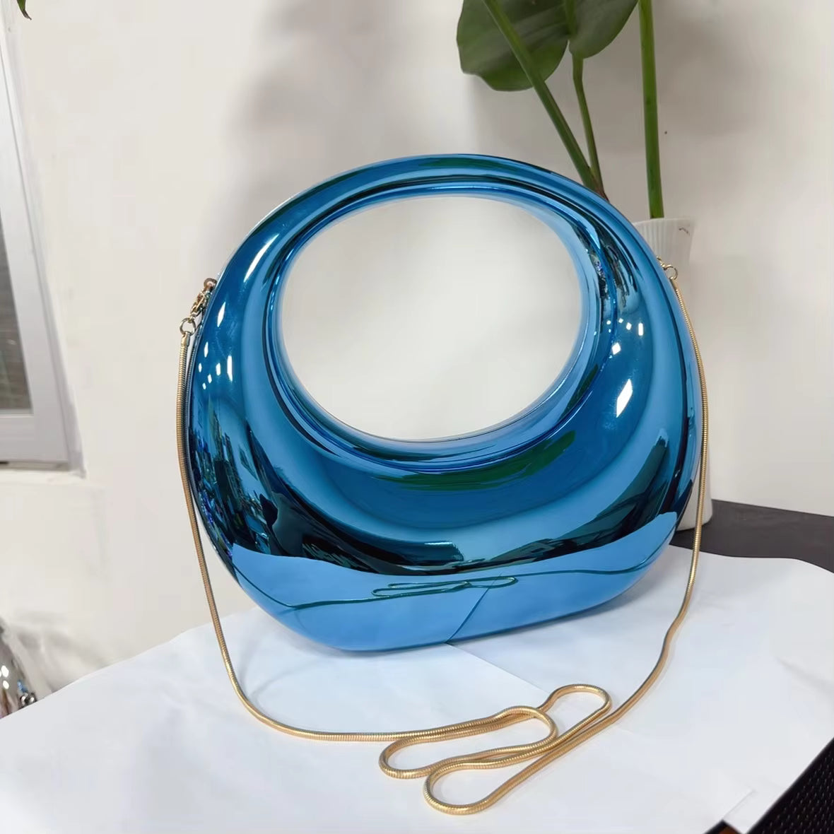 Women's Evening Party Wedding Acrylic Clutch Shoulder Bag with a Chain Stripe