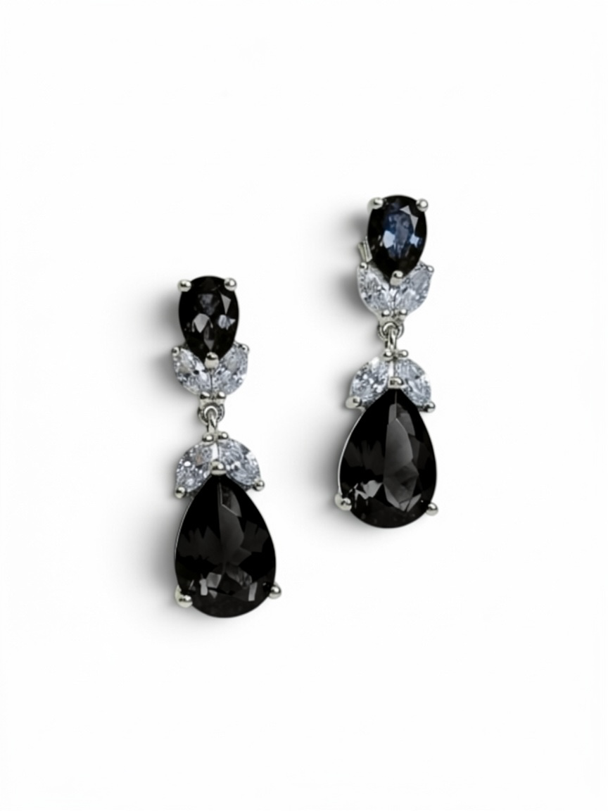 Women's AAA Cubic Zirconia Earring Short Length 1 ¼''X⅜''